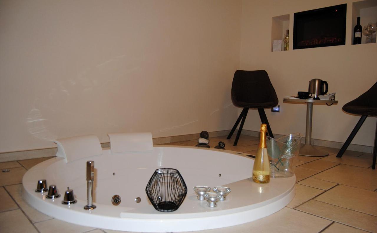 Lux Suite Taranto Exterior foto