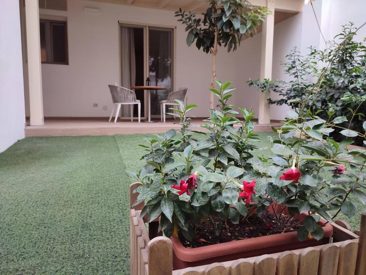 Lux Suite Taranto Exterior foto