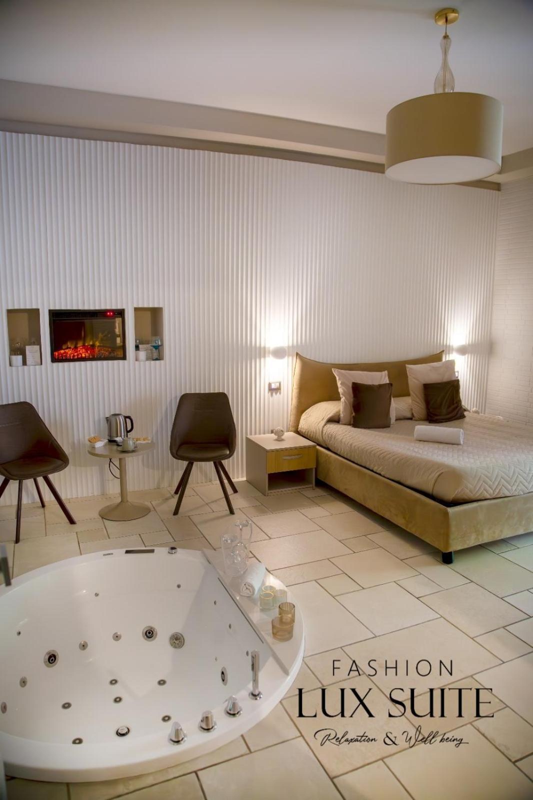 Lux Suite Taranto Exterior foto